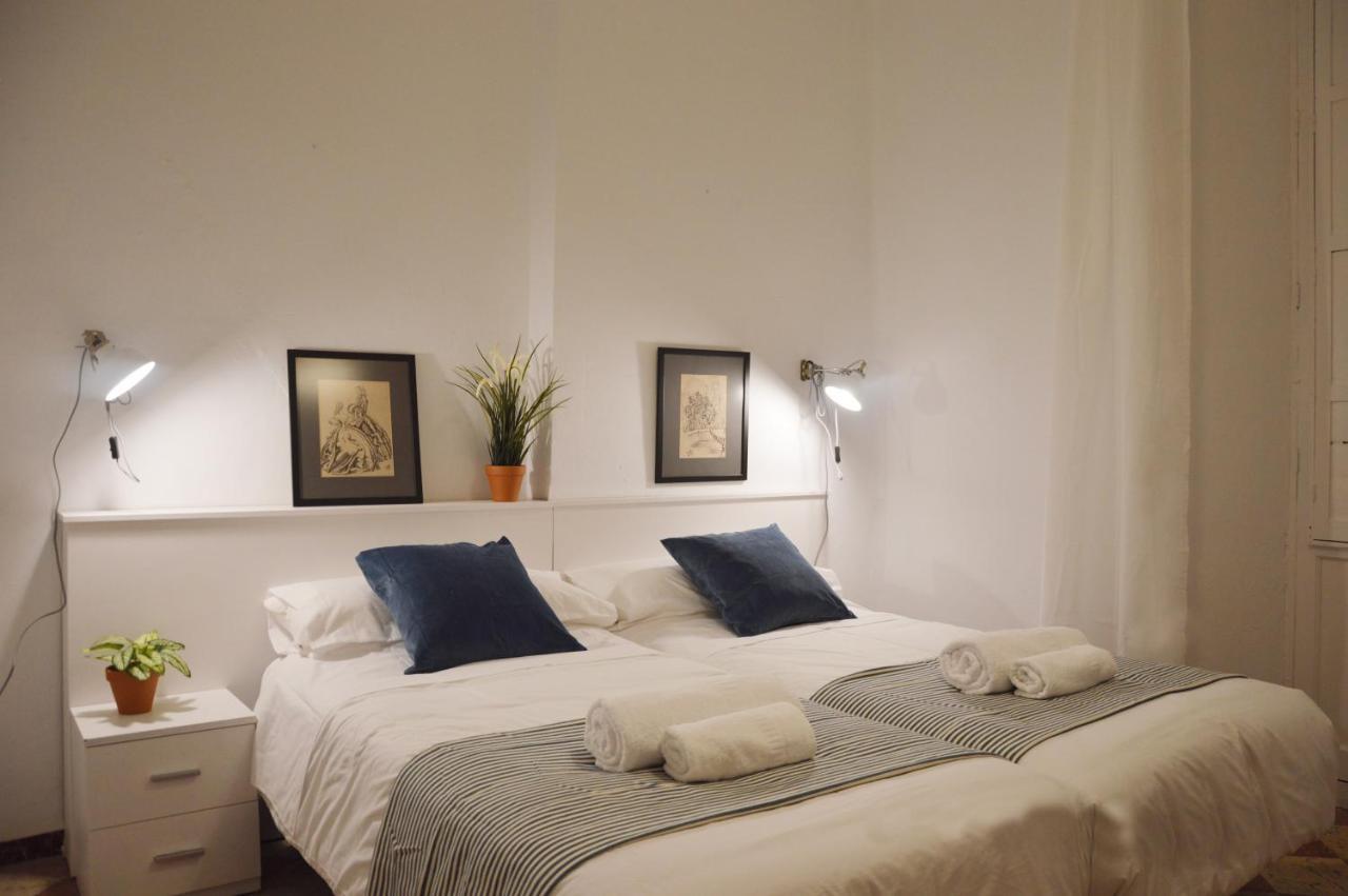 Apartamento Colon 32 إشبيلية المظهر الخارجي الصورة
