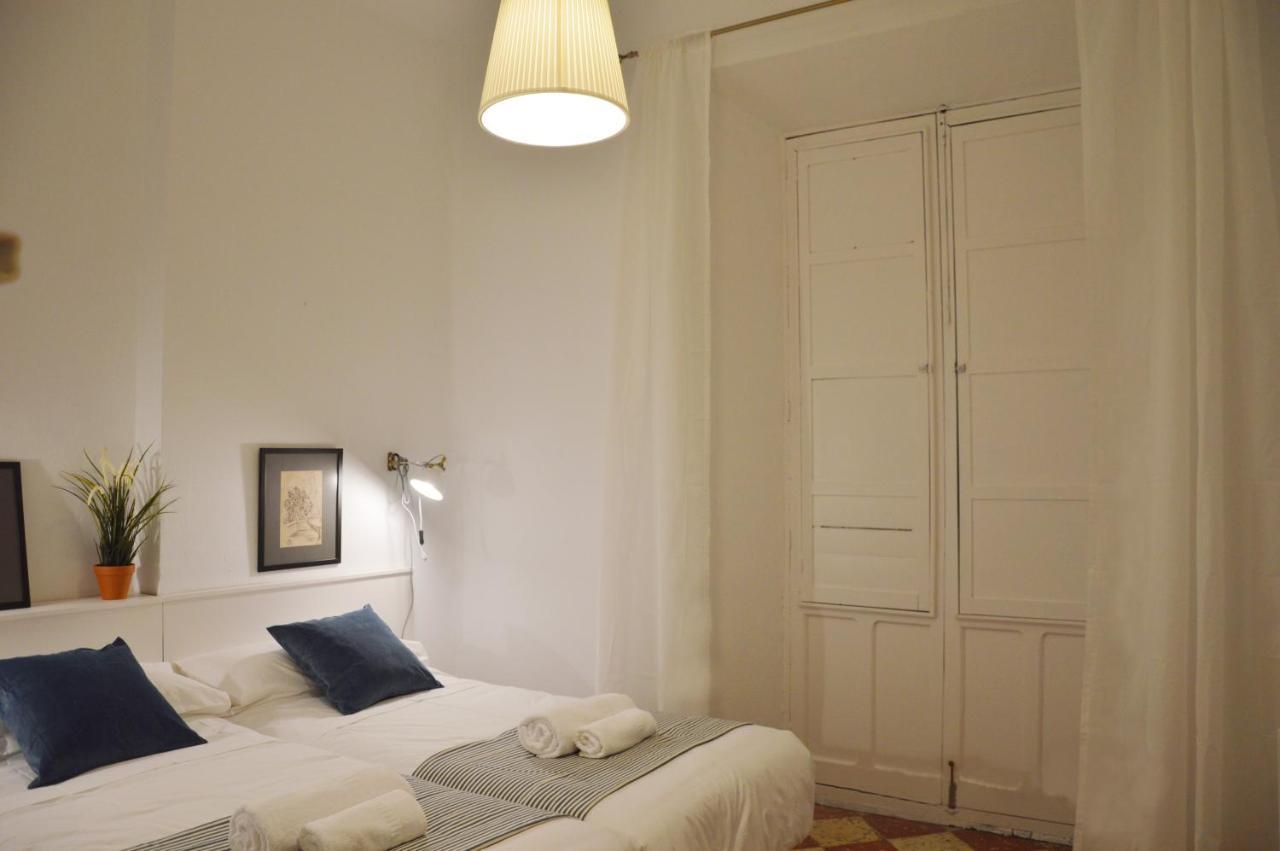 Apartamento Colon 32 إشبيلية المظهر الخارجي الصورة
